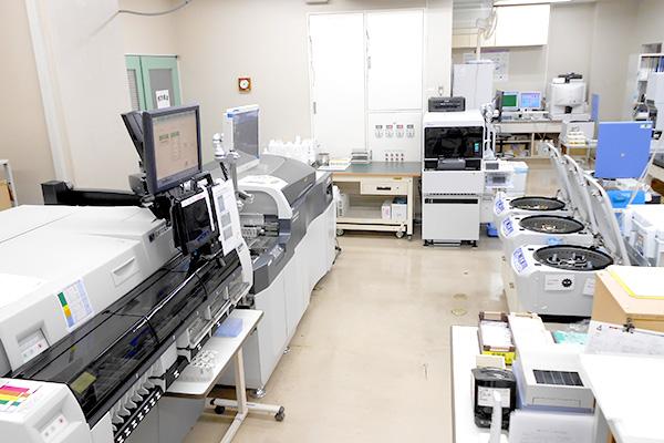 Équipements de laboratoire médical